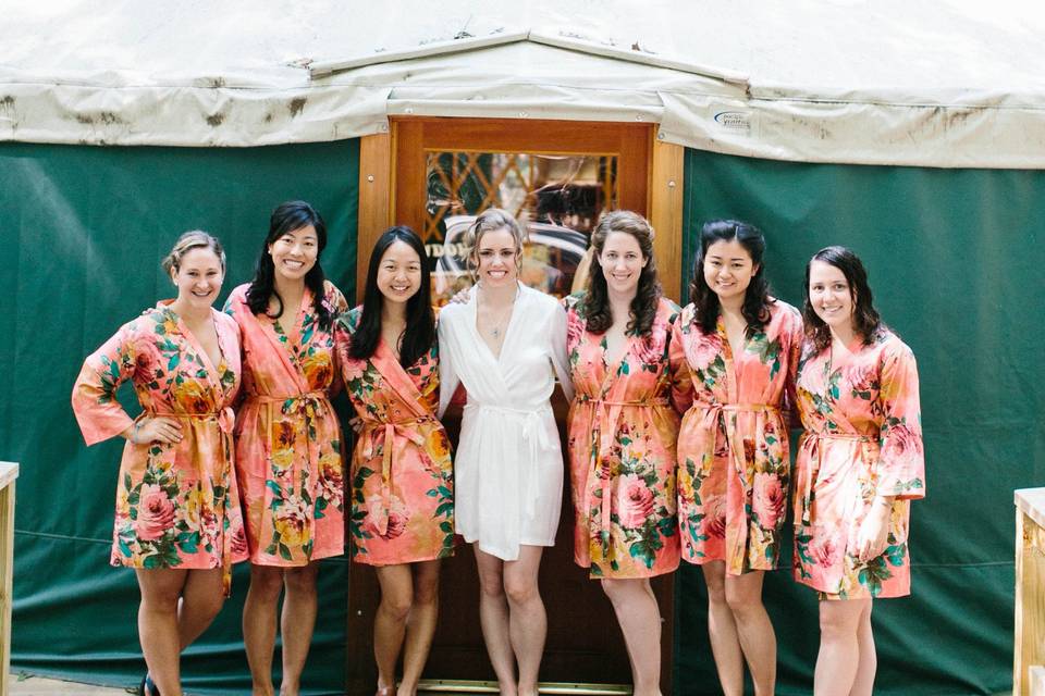 The bride with her bridesmaids