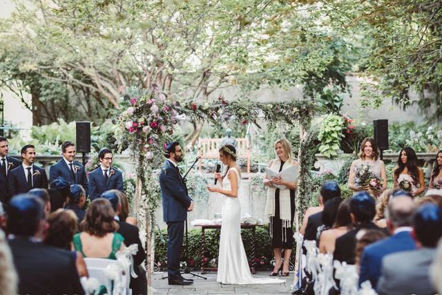 Cantor Shira Ginsburg