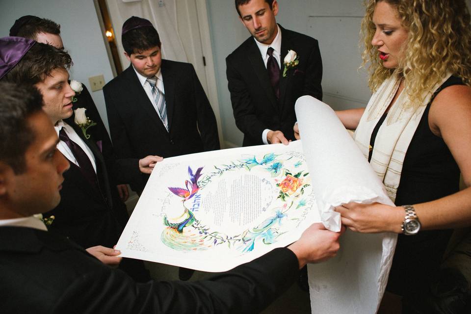 Signing the Kettubah