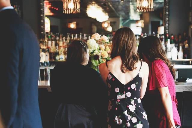 Bar service