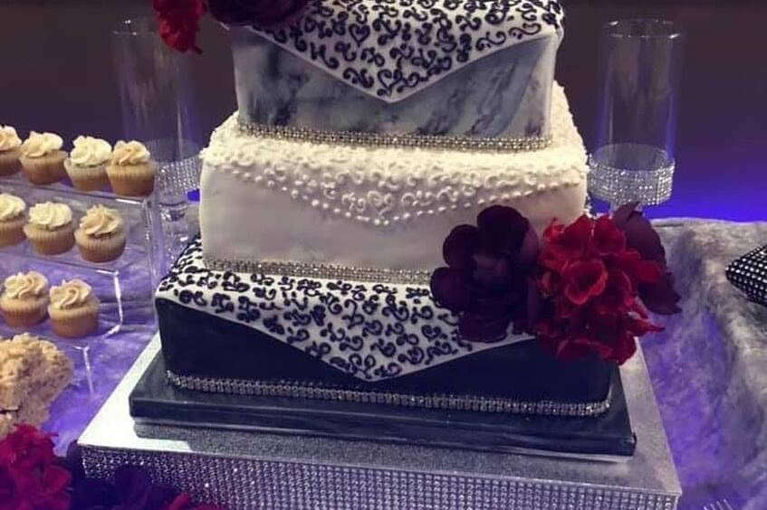 Detailed wedding cakes