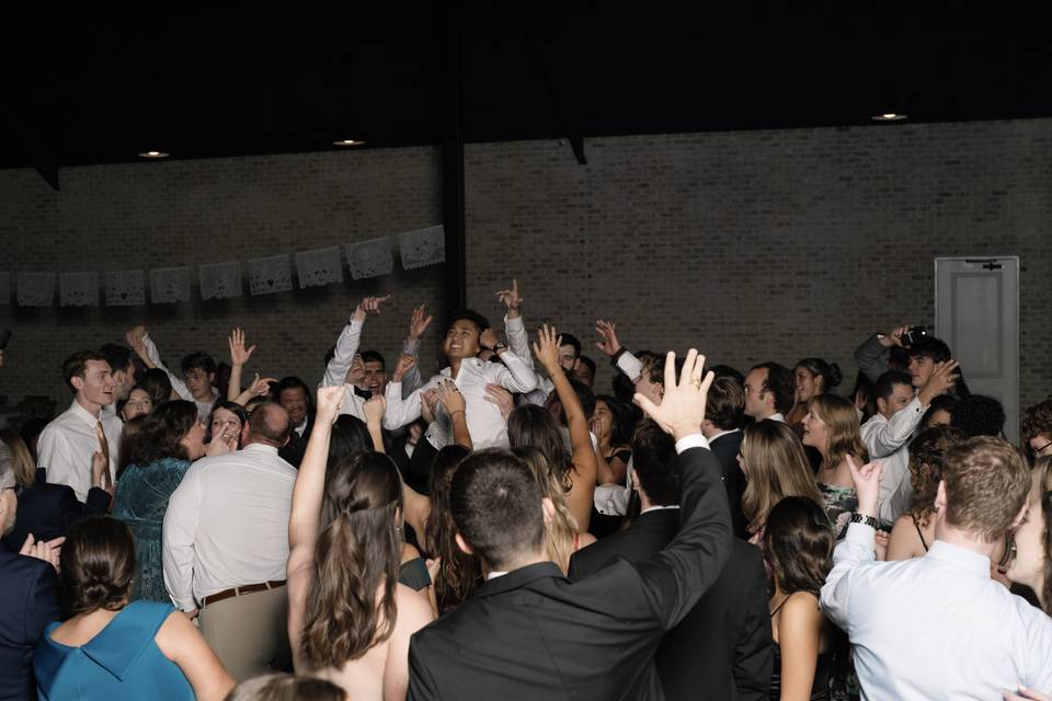 Hands up!