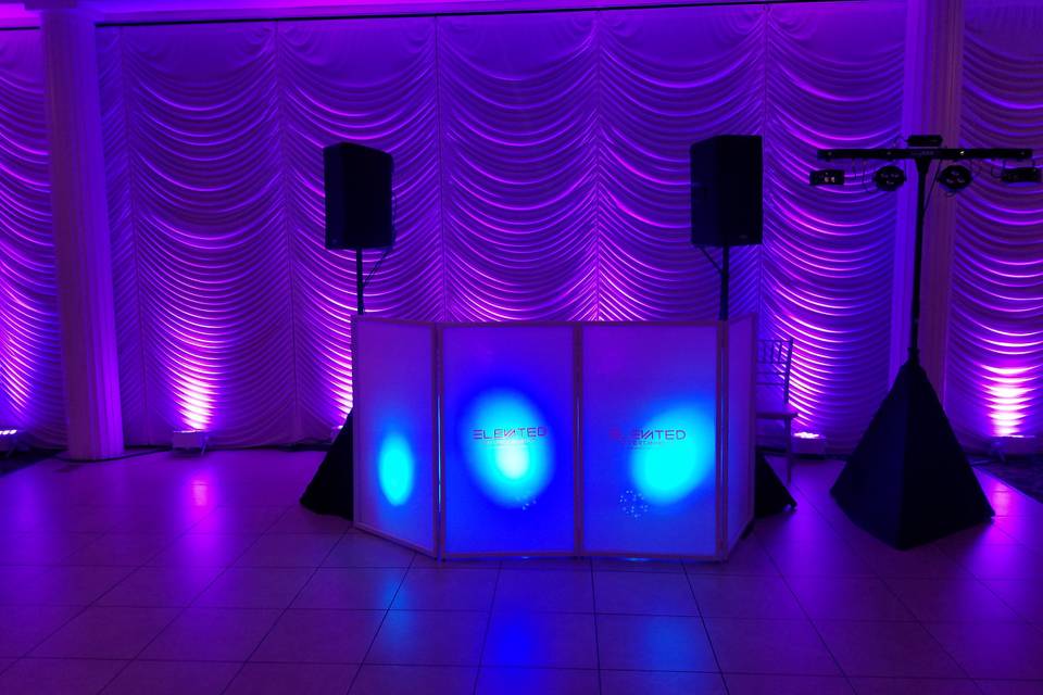 We offer up lighting packages