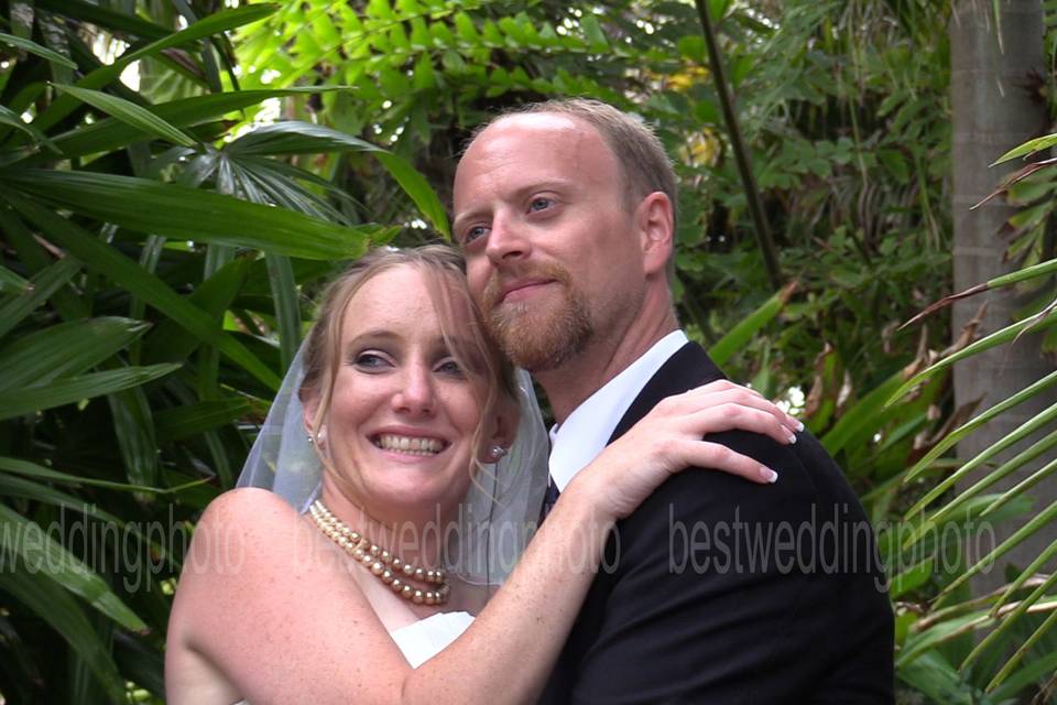 Wedding couple at Bahia Resort in San Diego
