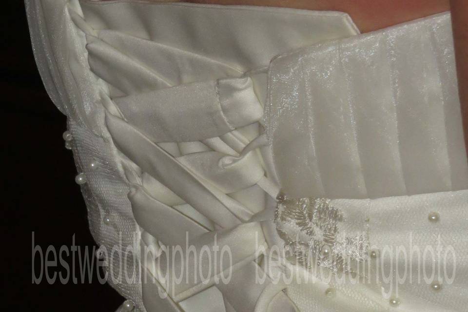 Lacing up the dress