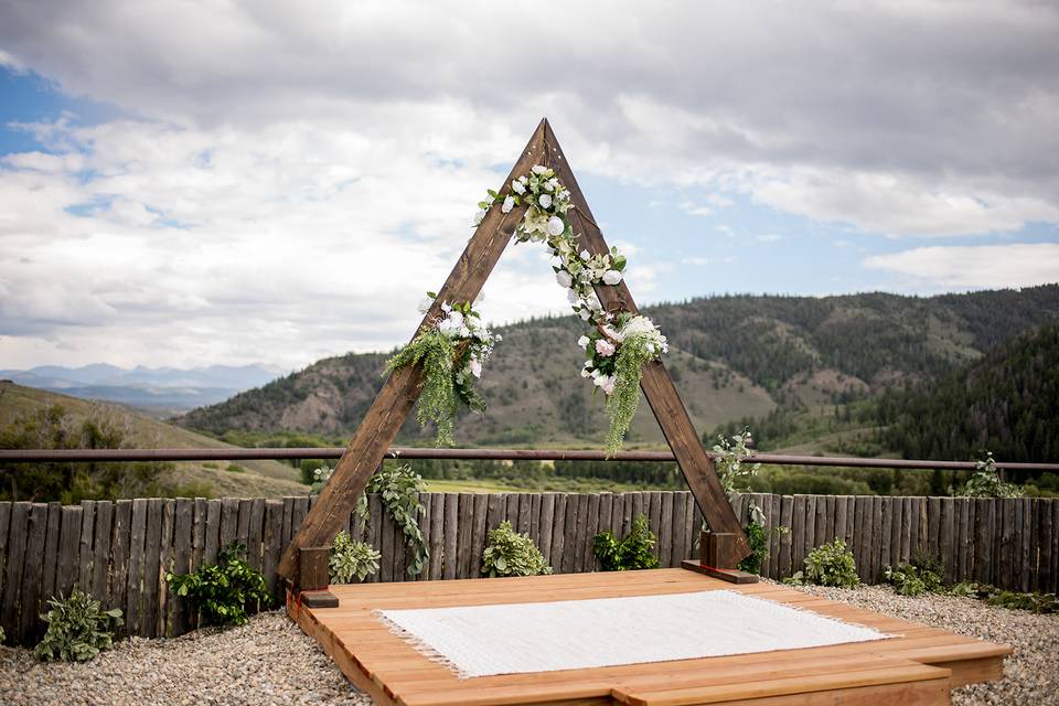 Ceremony site with arch