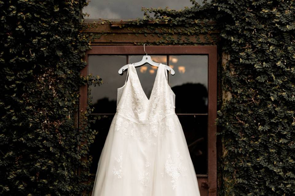 Detail, wedding dress