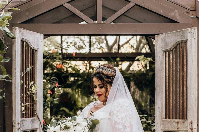 Twin Oaks wedding