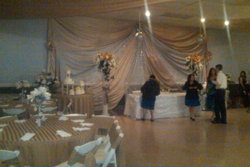 Columbian Center - Elegant Affordable Wedding Receptions & Banquets