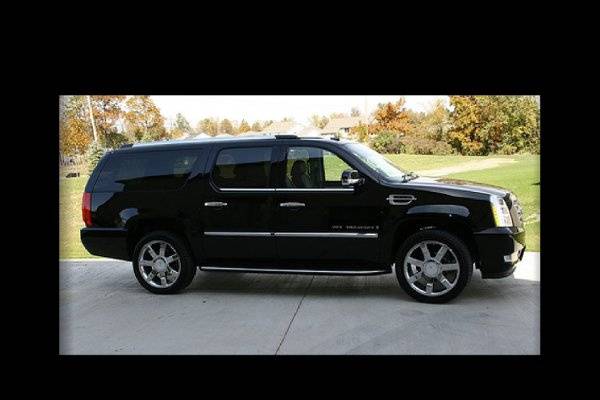 CADILLAC ESV