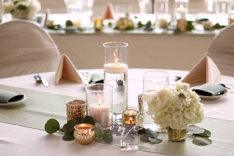 Guest table wedding decor