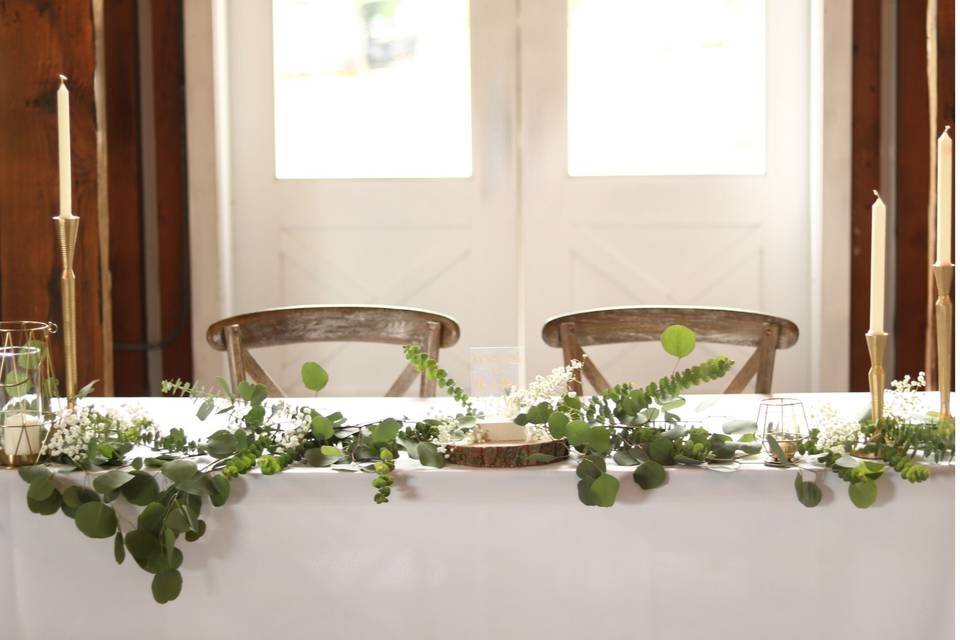 Sweetheart Table Eucalyptus