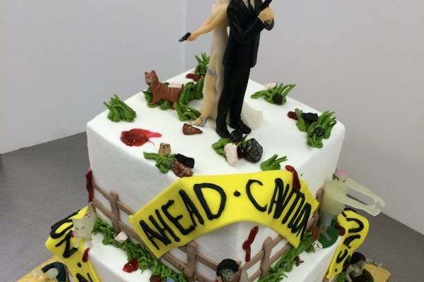 2015 zombie wedding cake with bleeding brain.JPG