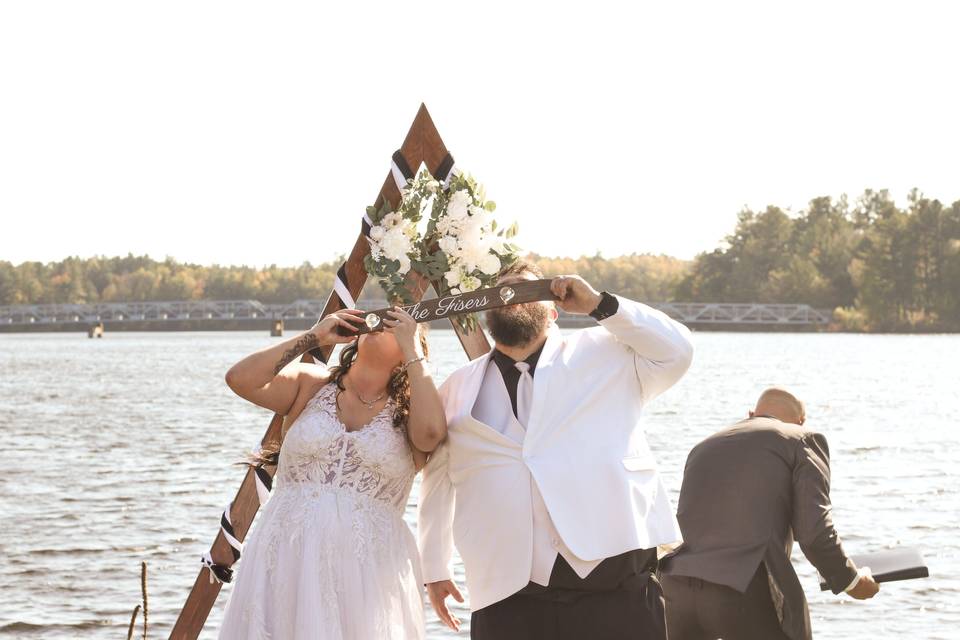 Chippewa Valley Wedding Crashe