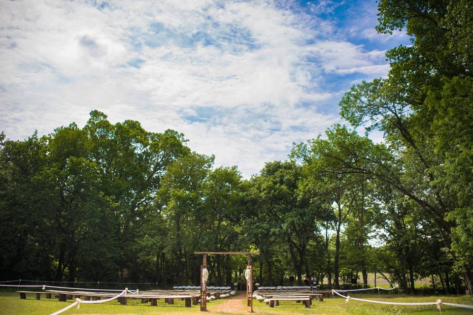 Outdoor wedding space