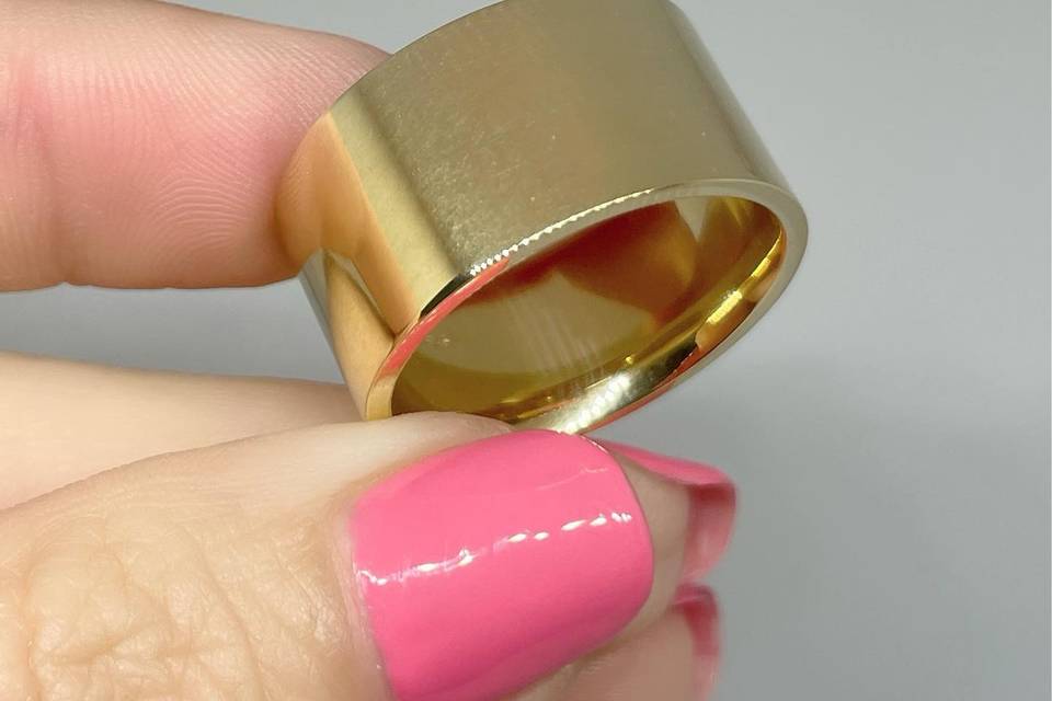 18k Gold Solid Band 12 mm