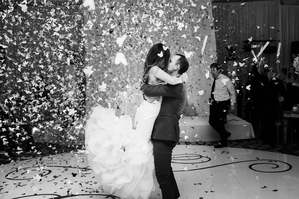 Couple's traditional kiss