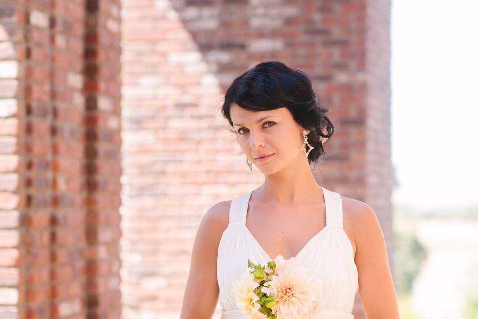 The bride holding her bouquet