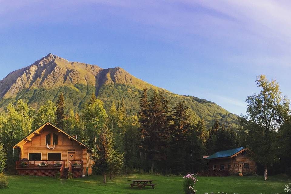 Exterior view of Alaska Heavenly Lodge
