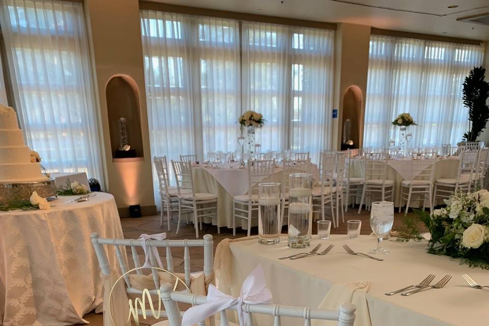 Sweetheart table- LMZ Events