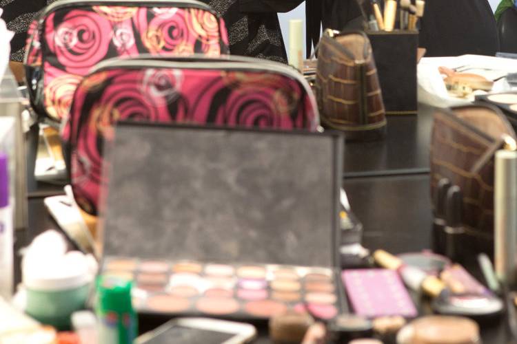 Flawless Make Up Application