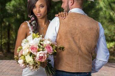 Happy couple with bouquet - Breaux Moments Photography