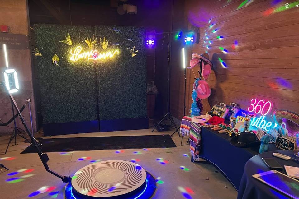 360 photo booth set up