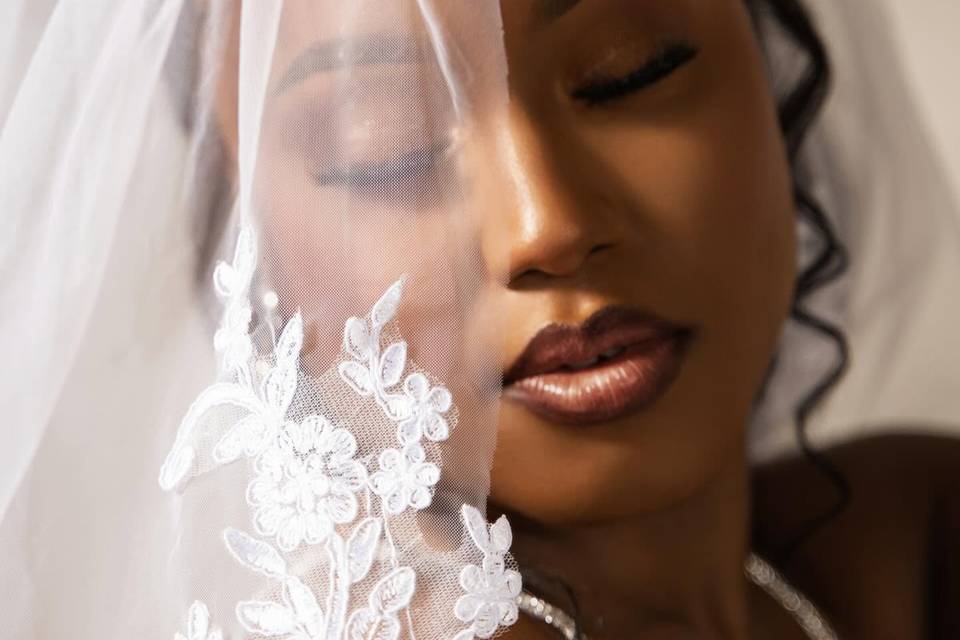 Becca’s Beautique LLC