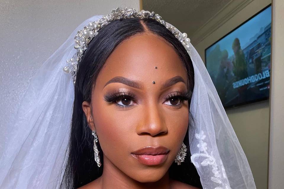 Becca’s Beautique LLC
