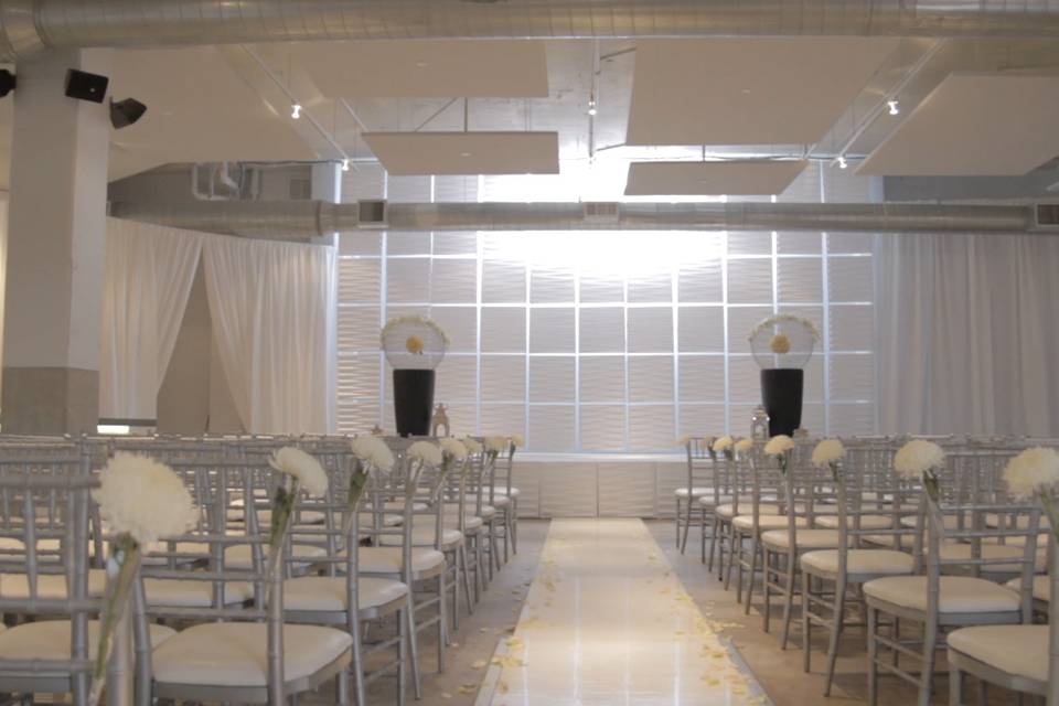 Aisle decor wedding​