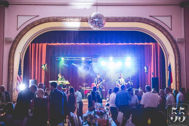 Concert-style lighting!