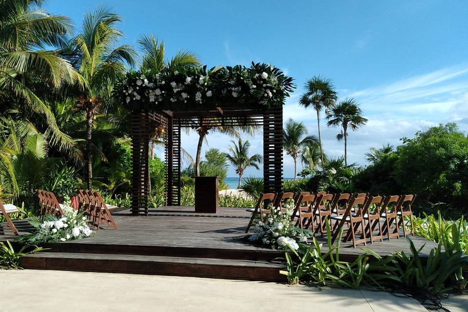 Outdoor wedding