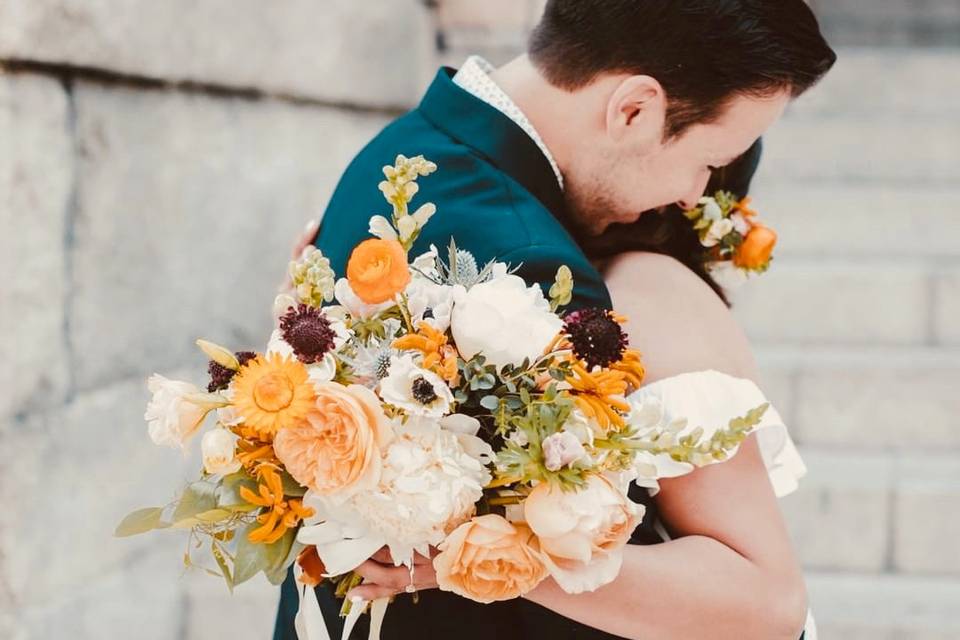 Fall palette wedding bouquet