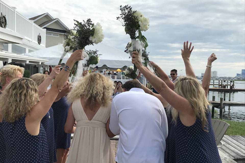 Summer wedding by the bay!