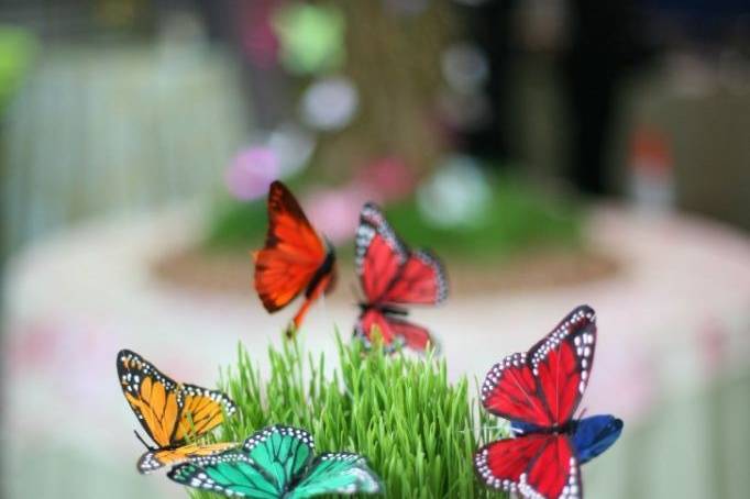 Hard Hat Celebration - Butterfly Garden Centerpiece