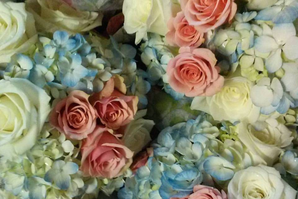 Gemiis Flowers 🌹🌷🌻🌺 on Instagram: “Another beautiful “I ❤️ U
