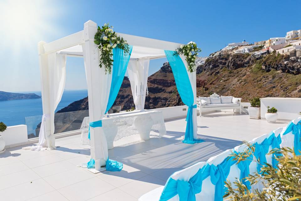 Blue and white decor