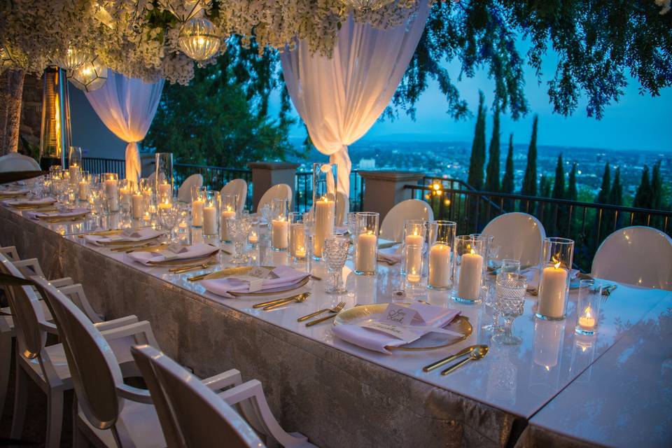 Intimate reception design