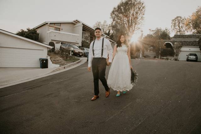 Hand-in-hand Fatima Elreda Photo