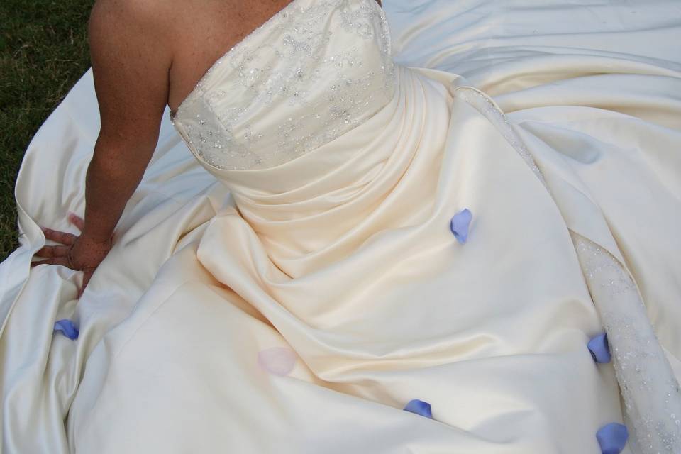 Strapless wedding dress
