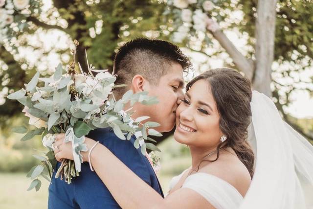 TRUE BEAUTY BRIDAL MAKEUP