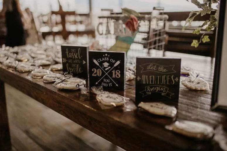 Graduation party setup