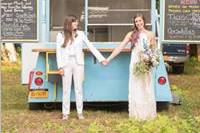 Newlyweds by the taco truck