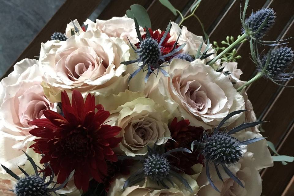 Thistle, antique roses, dahlia