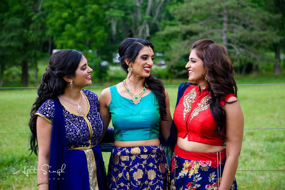 Bride and her bridesmaids at the Woods Edge Farm