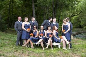 The couple with the bridesmaids and groomsmen