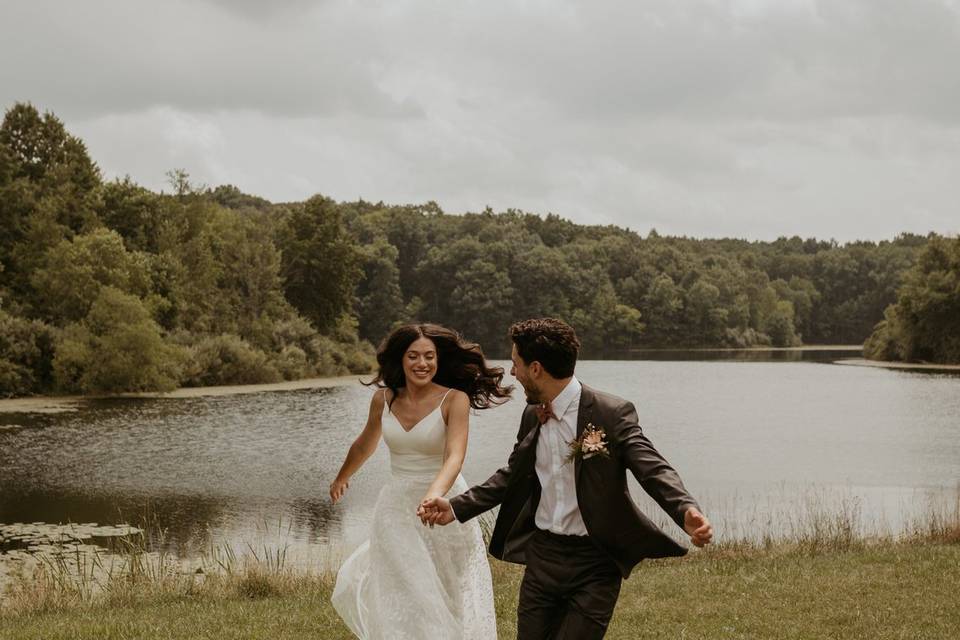 Bridal Portraits on Lake