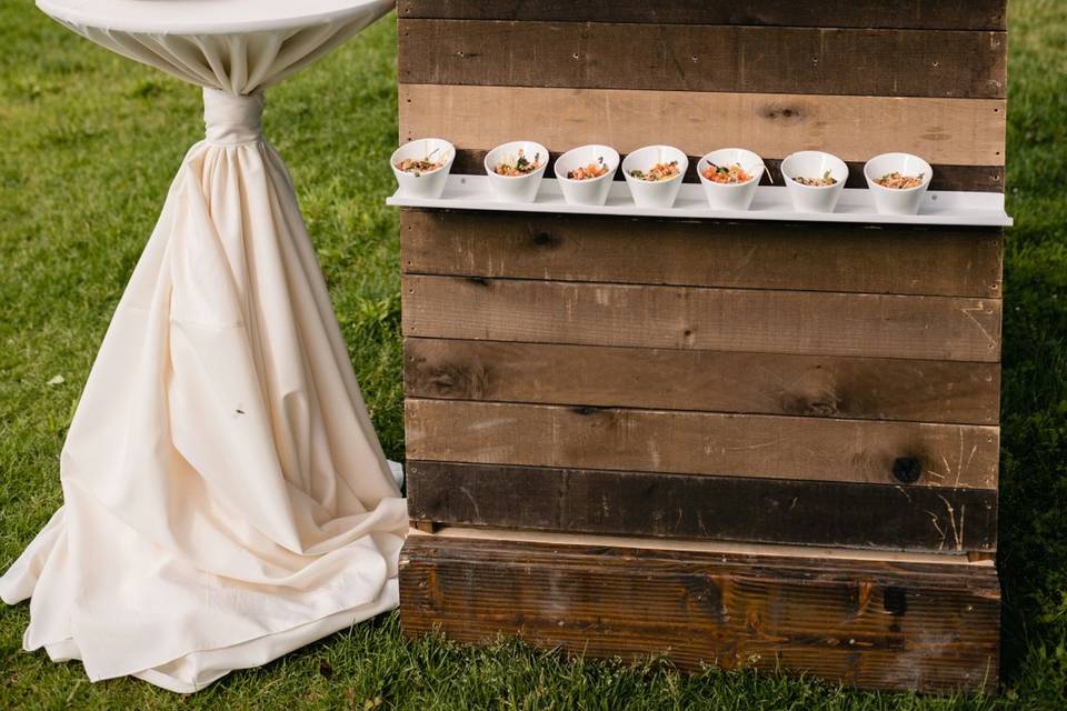 Bruschetta wall station