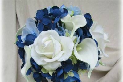 Real Touch flower bouquet consisting roses, calla lillies, and hydrangea.