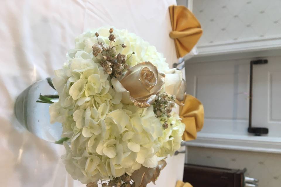 Bridgee Bees Floral Creations